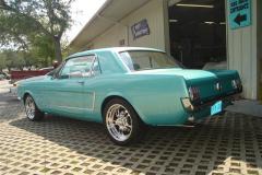 65-Ford-Mustang-20110824112111-Medium